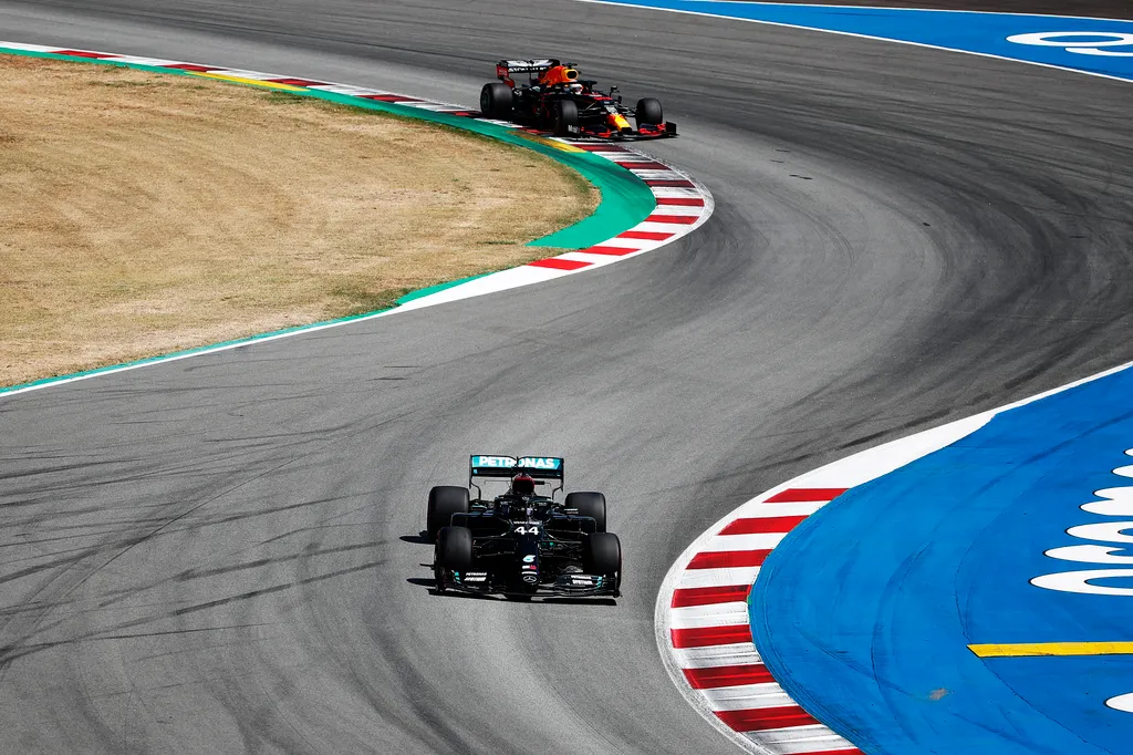 Forma-1, Spanyol Nagydíj, Hamilton, Verstappen, Mercedes, Red Bull 