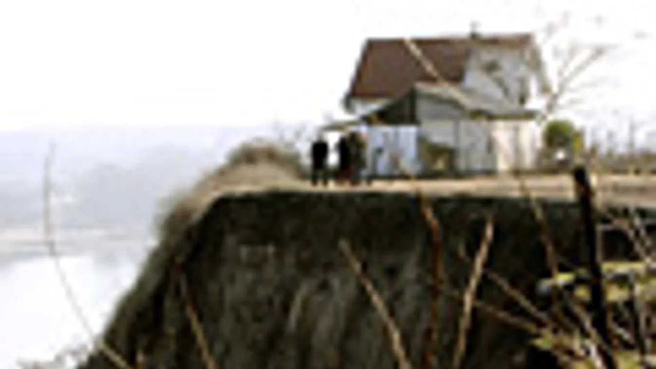 löszfal, Dunaszekcső, 2008. február 12. Omlik a partfal a baranyai Dunaszekcsőn