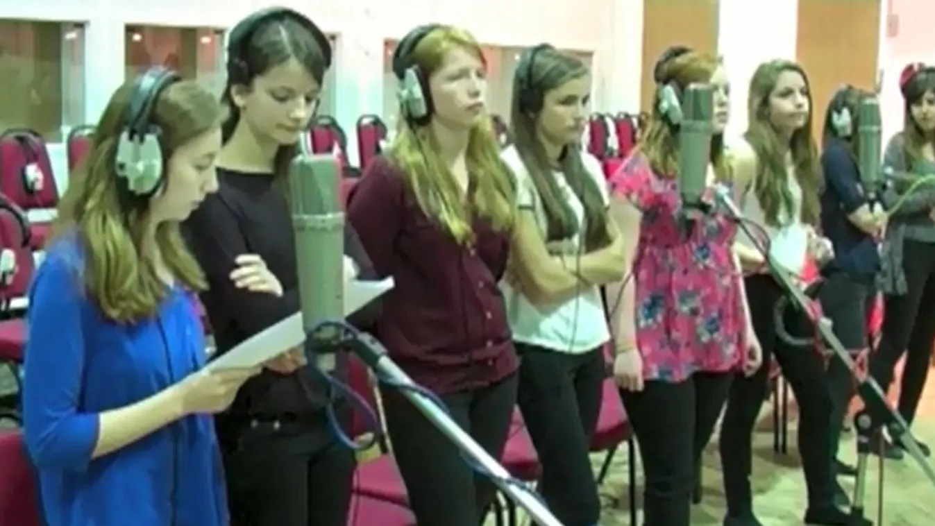 Capital Children's Choir, Crystal Castles - "Untrust Us" 