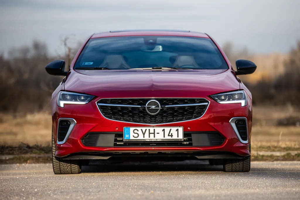 Opel Insignia teszt 