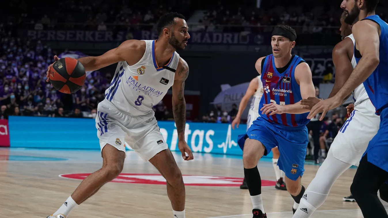 Real Madrid v FC Barcelona - Liga ACB Liga ACB Endesa Wizink Center pavilion Adam Hanga Spanish league basketball match FC Barcelona Oscar Gonzalez Real Madrid accion January Horizontal PHOTO 