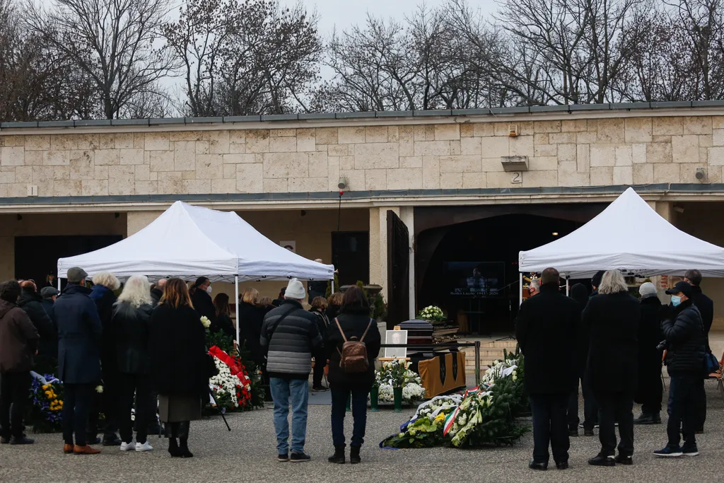 Benkő László temetése, Farkasréti temető, Omega, Benkő László, 2020.12.02. 