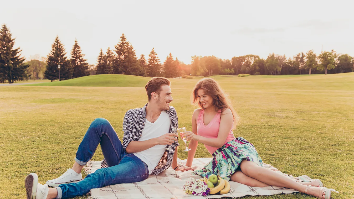randi randevú piknik Tiltólistás darabok első randira 