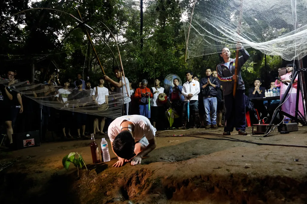 Thaiföld, Tham Luang, barlang katasztrófa, gyerekek mentése - galéria 
