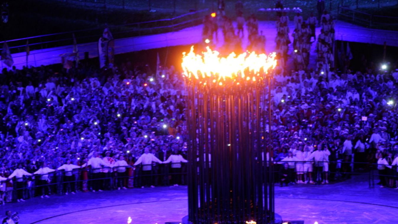 a londoni olimpia megnyitója, olimpiai láng