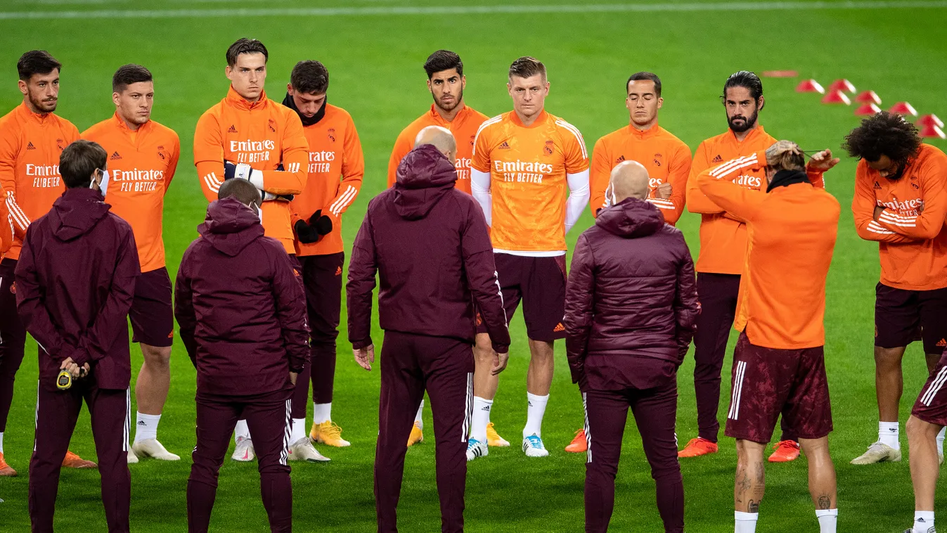 Final training Real Madrid Sports soccer CHAMPIONS LEAGUE 