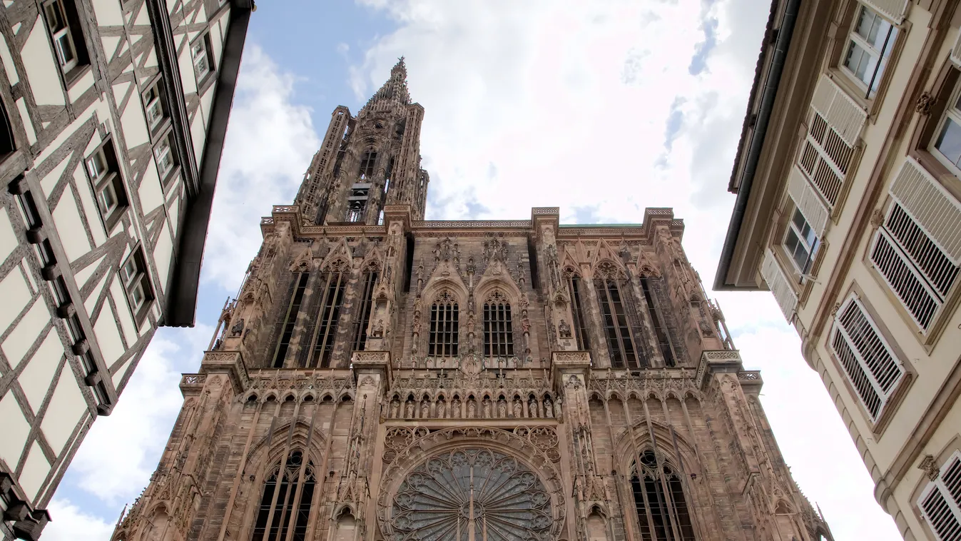 Utazás, 5 ok, amiért Elzászt fel kell venned a bakancslistádra, Strasbourg, katedrális 