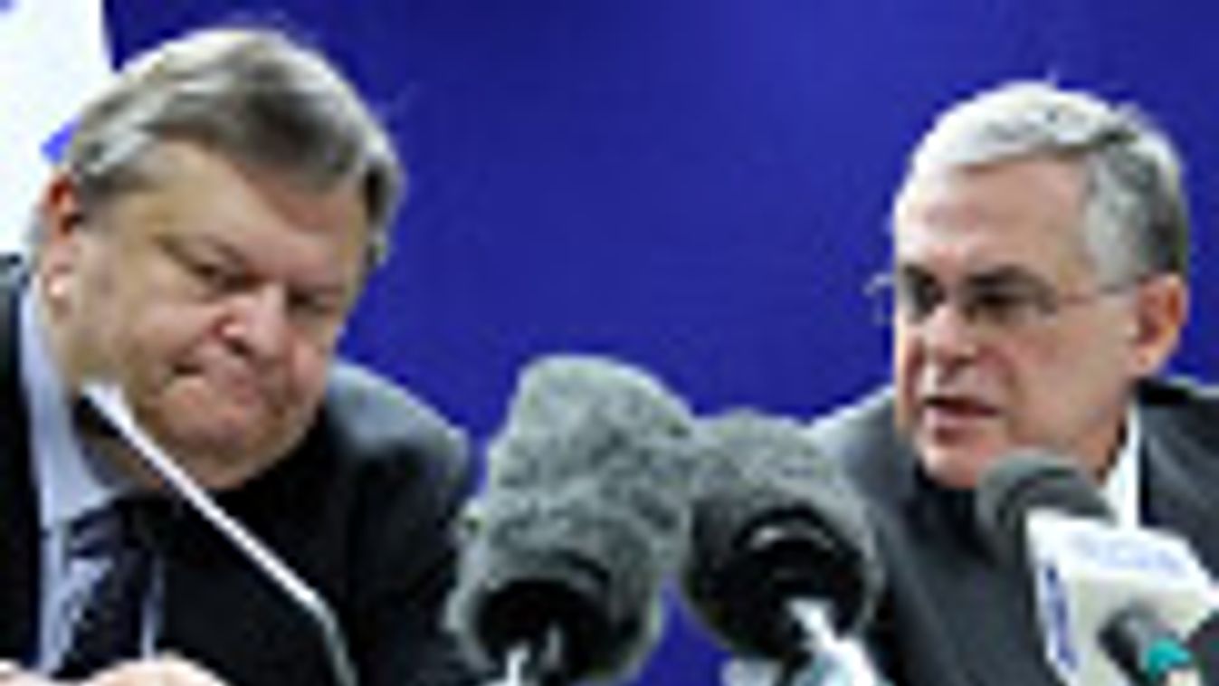 Evangelosz VENIZELOSZ görög pénzügyminiszter és Lukasz PAPADEMOSZ görög miniszterelnök sajtótájékoztatója, miután a Eurogroup megállapodásra jutott a Görögországnak szánt újabb mentőcsomagról 2012. február 21.