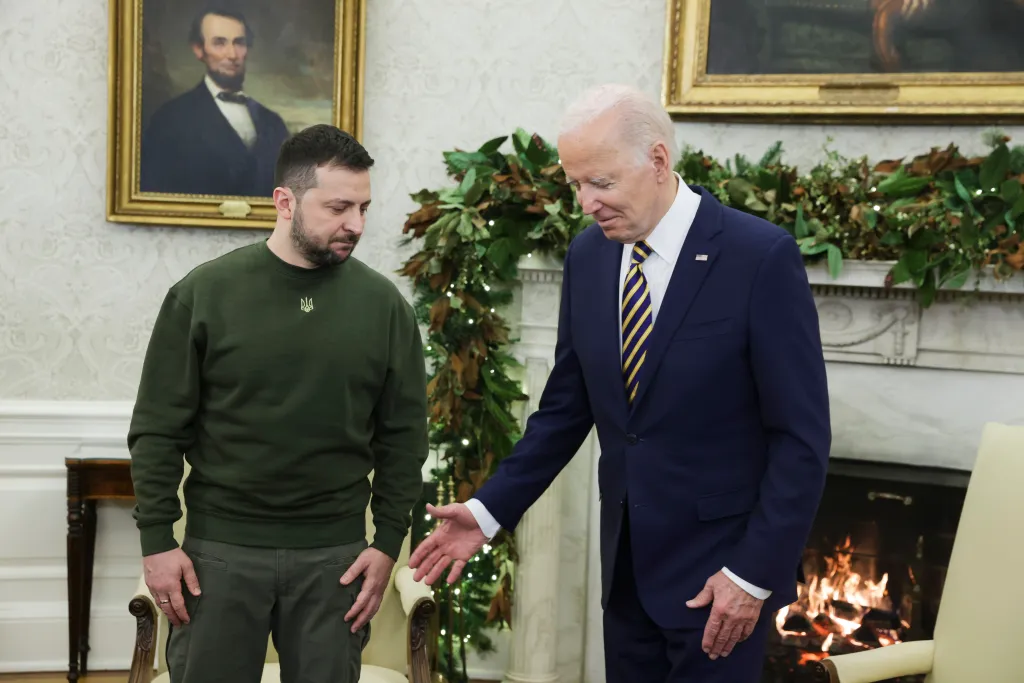 BIDEN, Joe; ZELENSZKIJ, Volodimir 