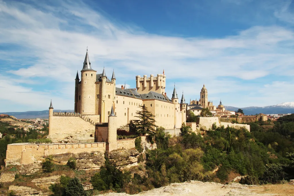 Ezek Európa legszebb várai és kastélyai, vár, kastély, Európa, látványosságok 