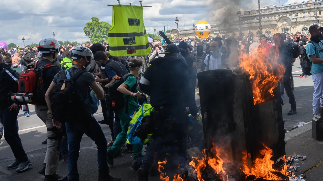 francia baloldali radikalizmus, szélsőbaloldal, tüntetés, erőszakosság, vandalizmus 