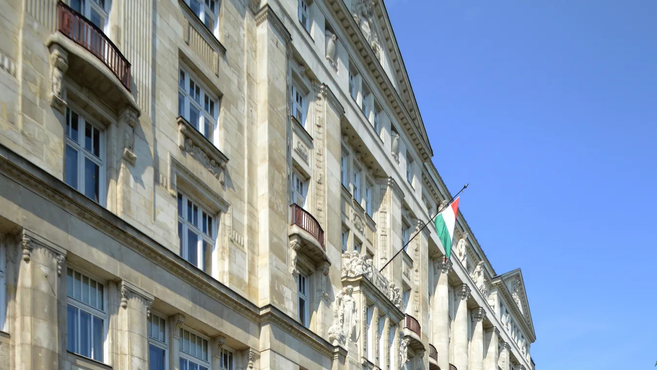 pénzügyminisztérium épület 