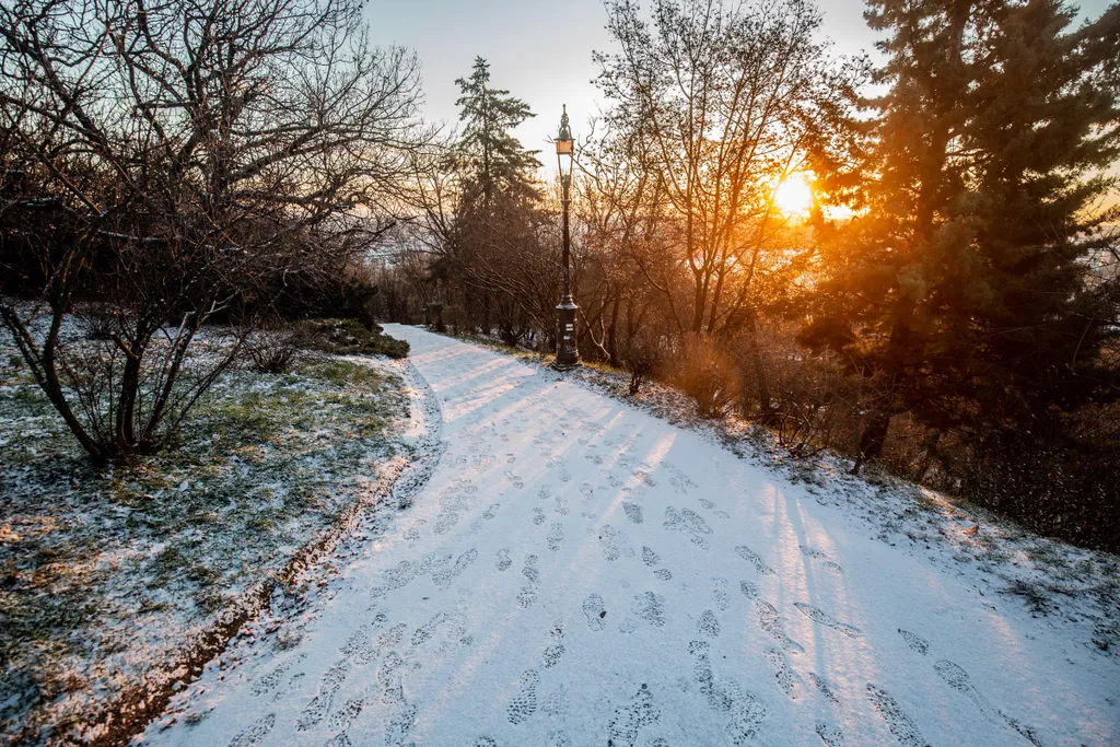 Budapest Gellért-hegy hó havazás tél
napfelkelte időjárás január 