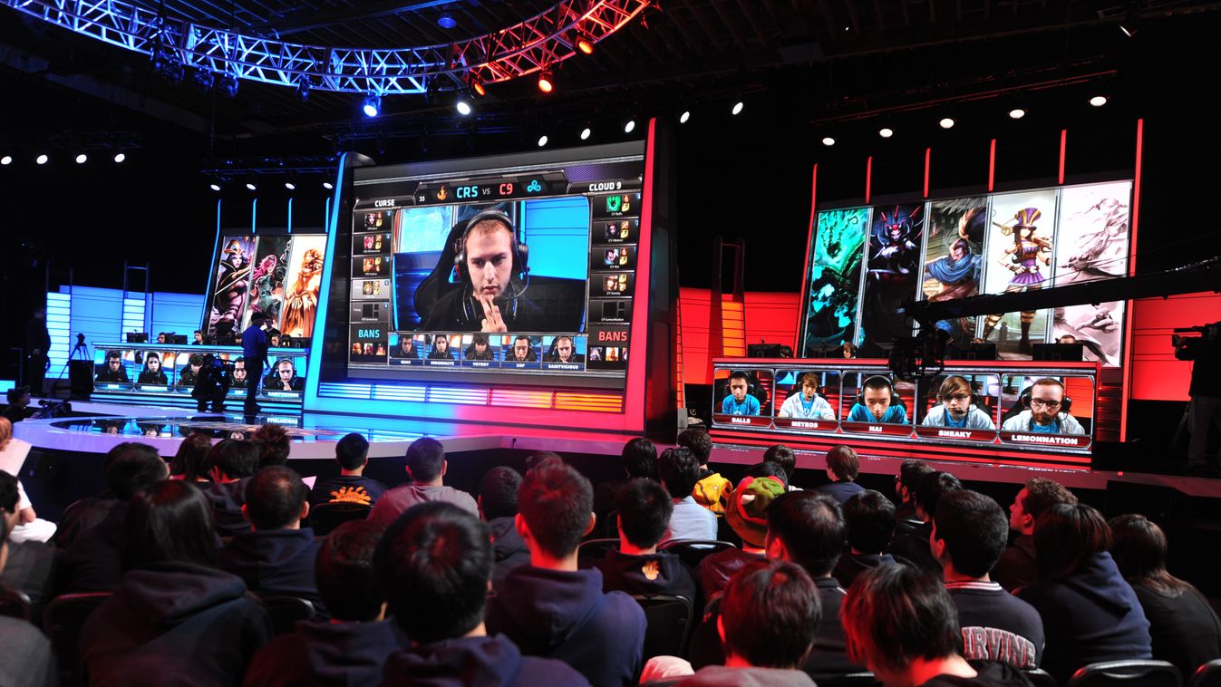'League of Legends' players become eSport stars Horizontal 