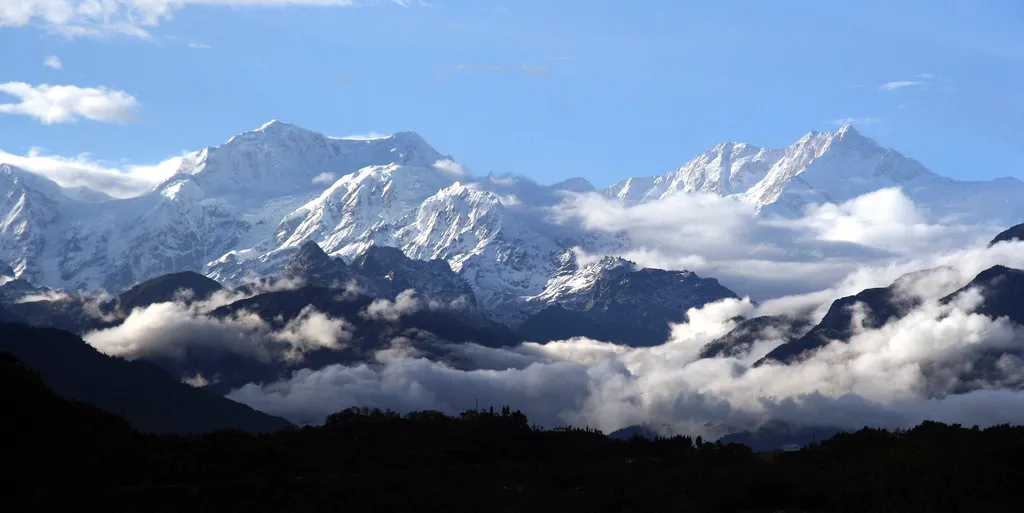 K2, pakisztáni hegycsúcs, himalája, hegycsúcs, hegy, második legmagasabb hegy a földön, Csogori, 8611 méter, kína, india, pakisztán 