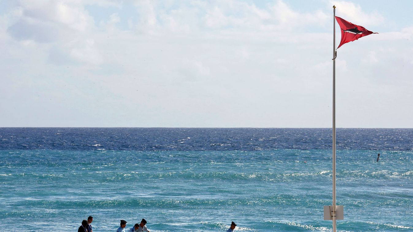 Cápatámadás áldozata lett egy 36 éves francia férfi a Réunion szigetcsoporthoz tartozó egyik fürdőhelyen