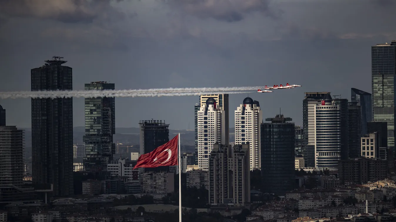 Török Köztársaság Napja, török, törökország, megemlékezés, légibemutató, légiparádé, bemutató, repülő, repülők 