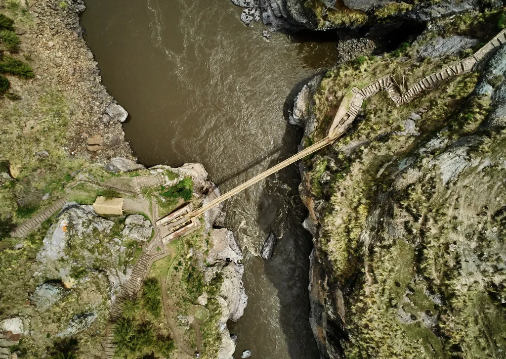 Queshuachaca, híd, Q'eswachaka, függőhíd, kötél, kötélhíd, kötélből, függő, Peru 