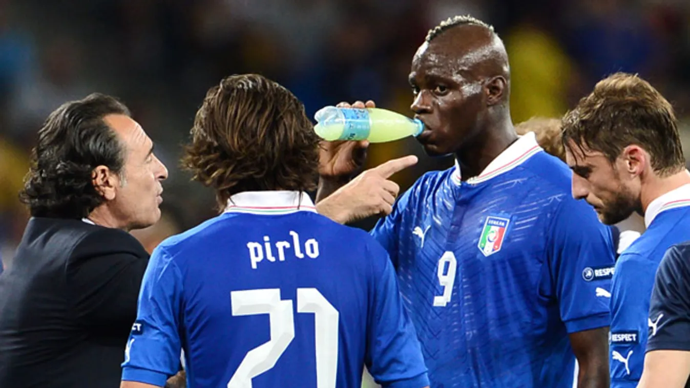 Euro 2012, Foci Eb, negyeddöntő, olaszország, anglia, Balotelli,  Cesare Prandelli, Pirlo