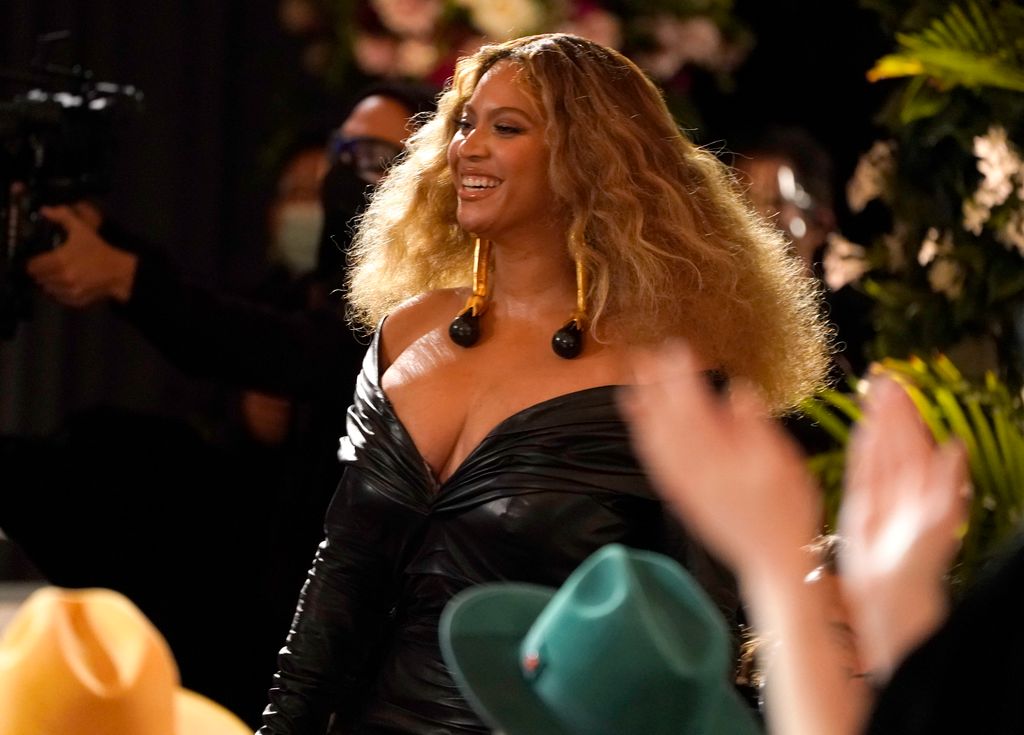 63. Grammy-díjátadó gála 2021.03. KNOWLES, Beyoncé 