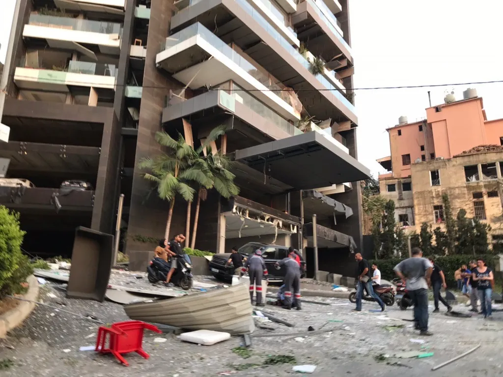 Libanon, Bejrút, robbanás, sérültek, katasztrófa 