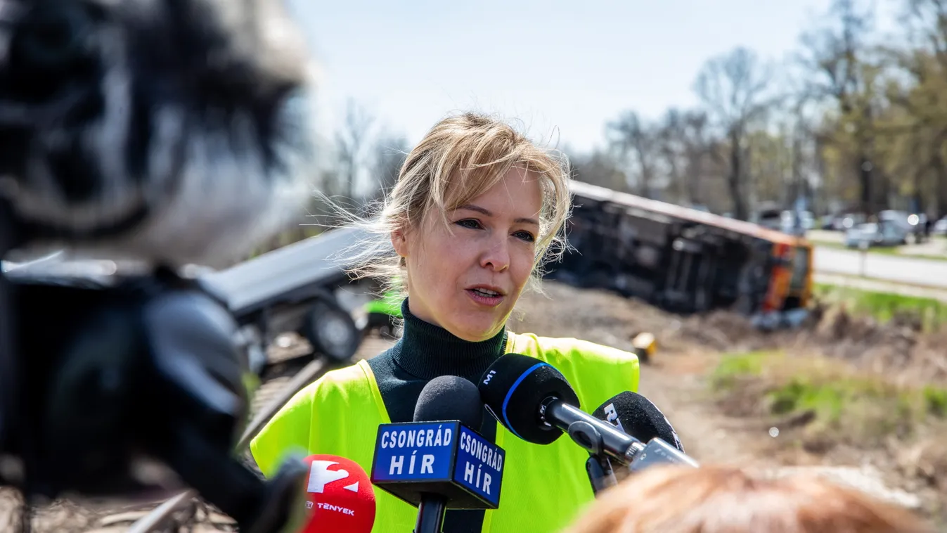 Több ember meghalt egy vonatbaleset Mindszent, vonat, baleset, vasúti átjáró 