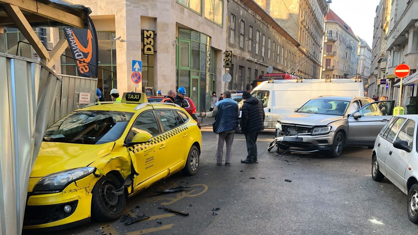 baleset, Dohány utca, taxi 