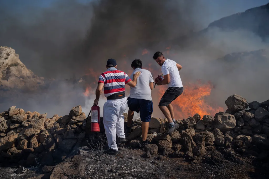 Görögország, tűz, 2023.július.25., Lindosz, Rodosz, 