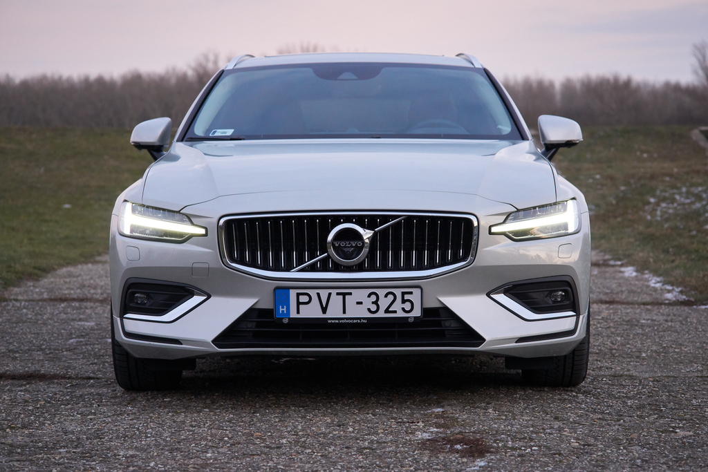 Volvo V60 T6 teszt (2019) 