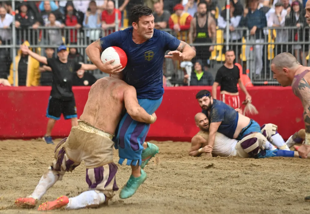 Calcio Storico Fiorentino, sport, történelmi, hagyományőrző, brutális, firenze, játék, küzdelem, labdajáték 