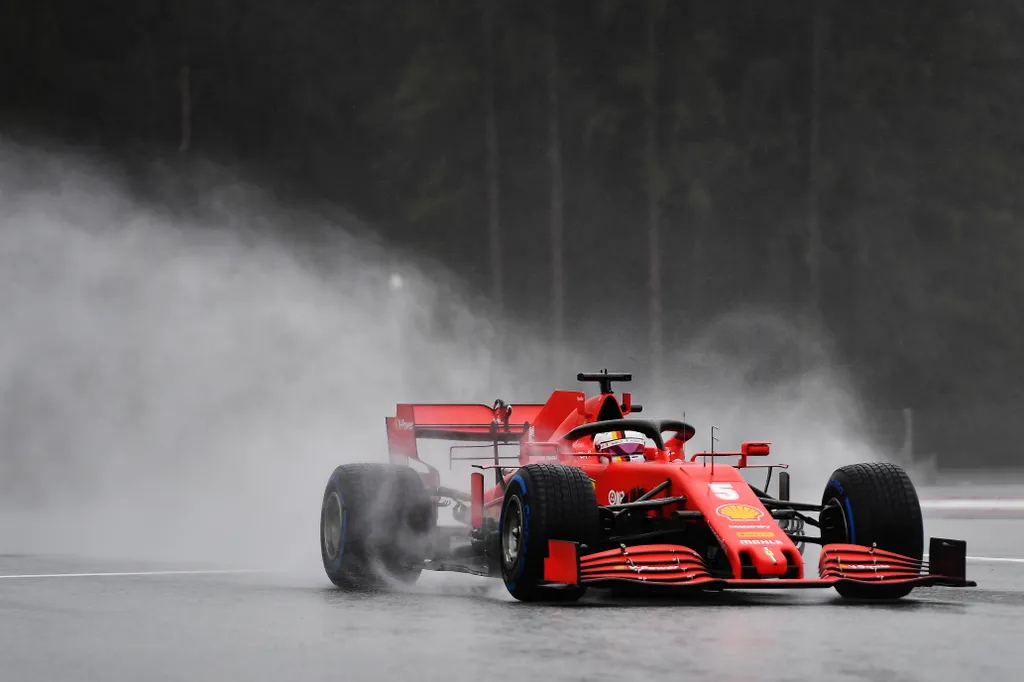 Forma-1, Sebastian Vettel, Scuderia Ferrari, Stájer Nagydíj, eső 