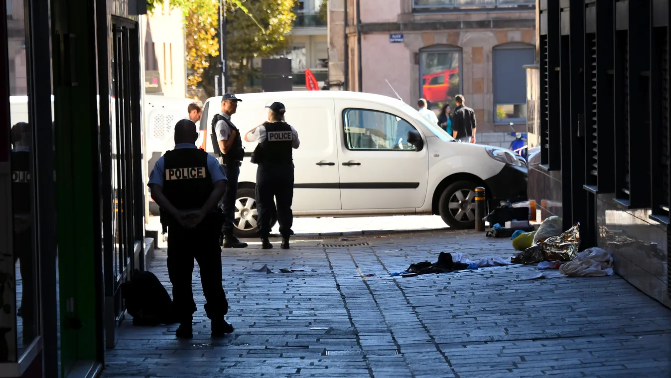 rendőr, késelés, támadás, gyilkosság, Rodez 