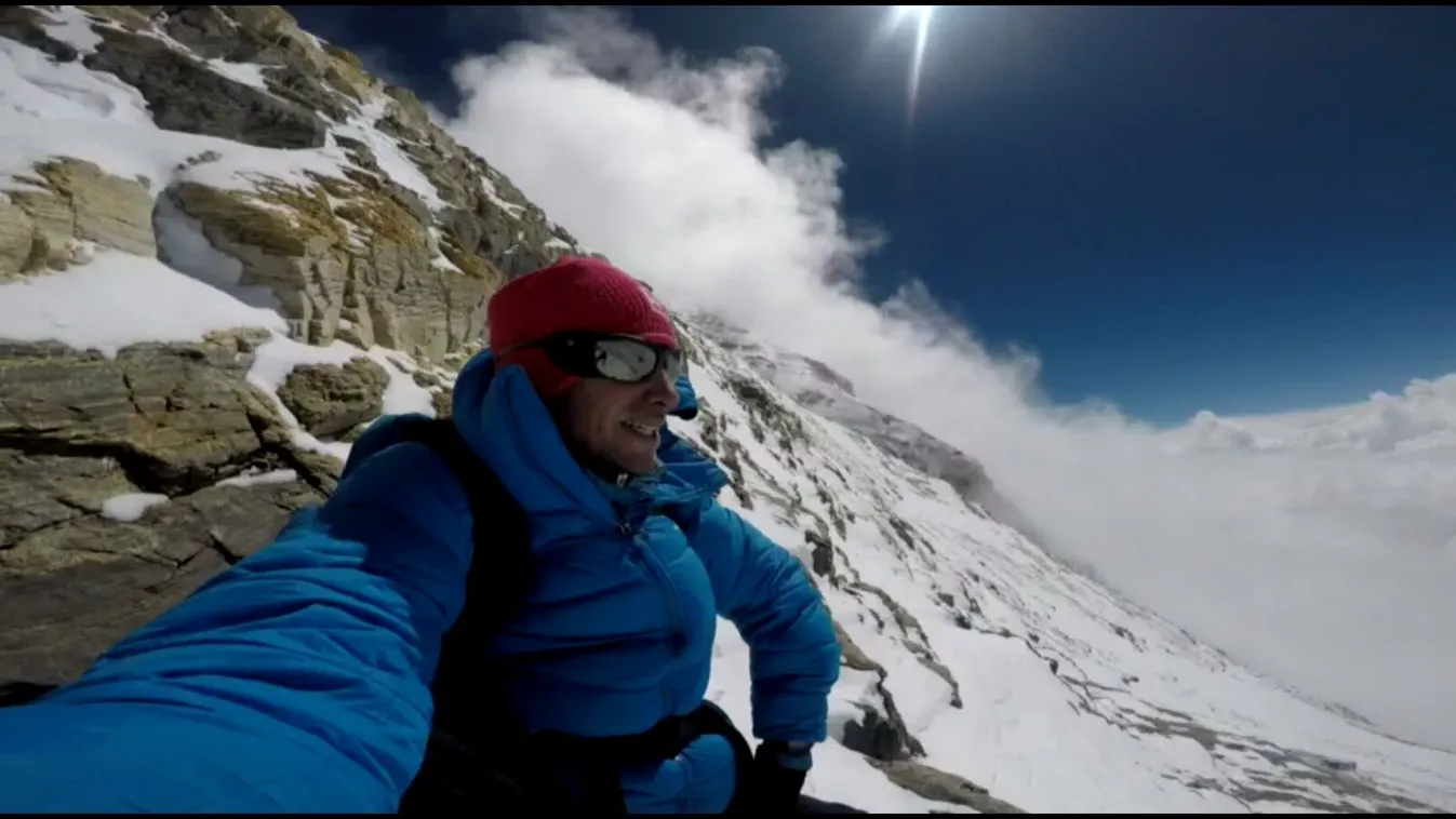 Kilian Jornet, Mount Everest 