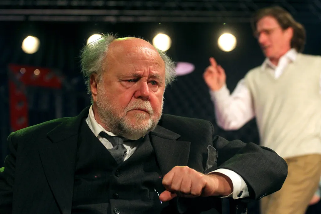 Haumann Péter, színész, színpadi jelenet 