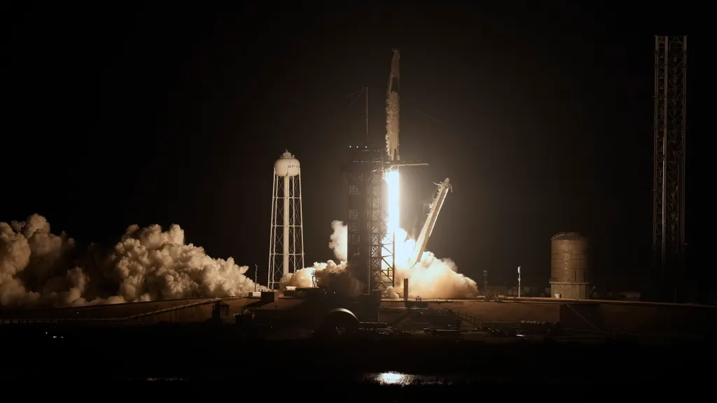 Cape Canaveral, 2023. március 2.
Felbocsátják a SpaceX amerikai űrkutatási magánvállalat Falcon 9 hordozórakétájával összekapcsolt Endeavour űrhajót a Cape Canaveral-i Kennedy Űrközpontban 2023. március 2-ra virradóan. Az űrhajóval Andrej Fegyajev, a Rosz