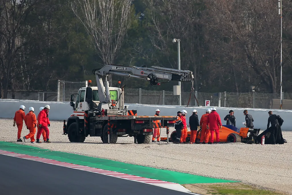 Forma-1, Barcelona tesztelés - 1. nap, Fernando Alonso, McLaren 