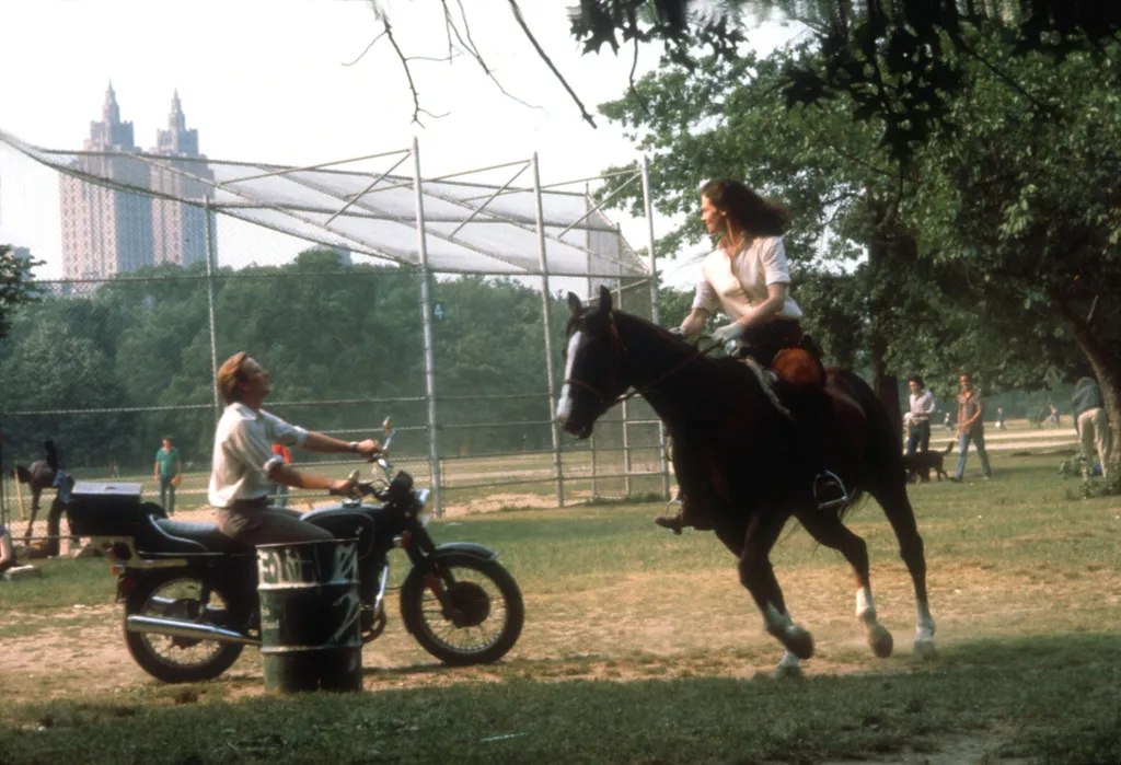 Vigyázó szemek Eye Witness horse rider Central Park New York Cinema Drama Horizontal MOTORCYCLE HORSE HORSE RIDING 