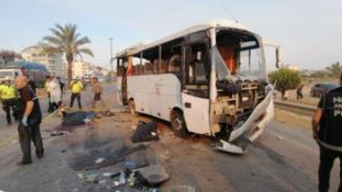 Több Turista Meghalt Egy Törökországi Buszbalesetben - ORIGO