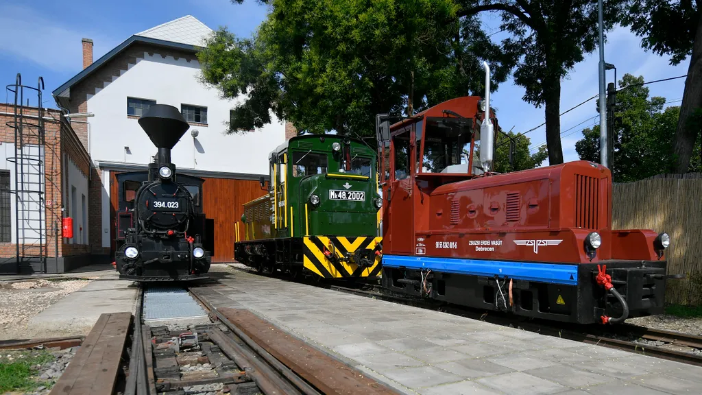 Keskeny nyomtávú vasút Debrecenben Zsuzsi vonat 