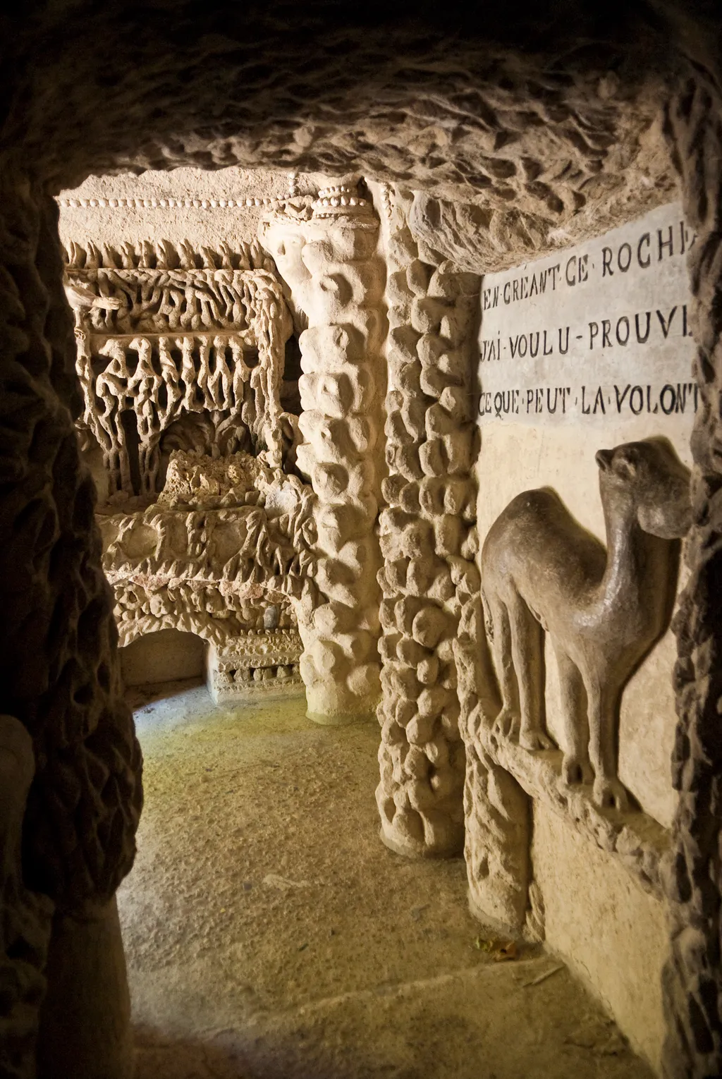 Palais Idéal du Facteur Cheval francia kastély palota 