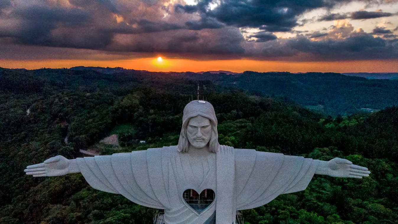 A világ legnagyobb Krisztus-szobra épül Brazíliában, krisztus, szobor, krisztus szobor 