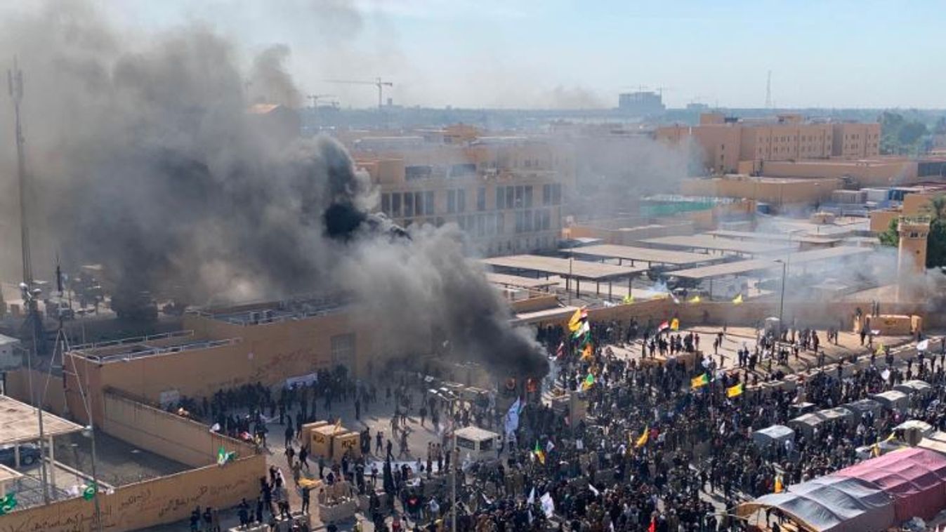 Bagdad, nagykövetség, Amerikai Egyesült Államok, USA, Amerika, tüntetés 