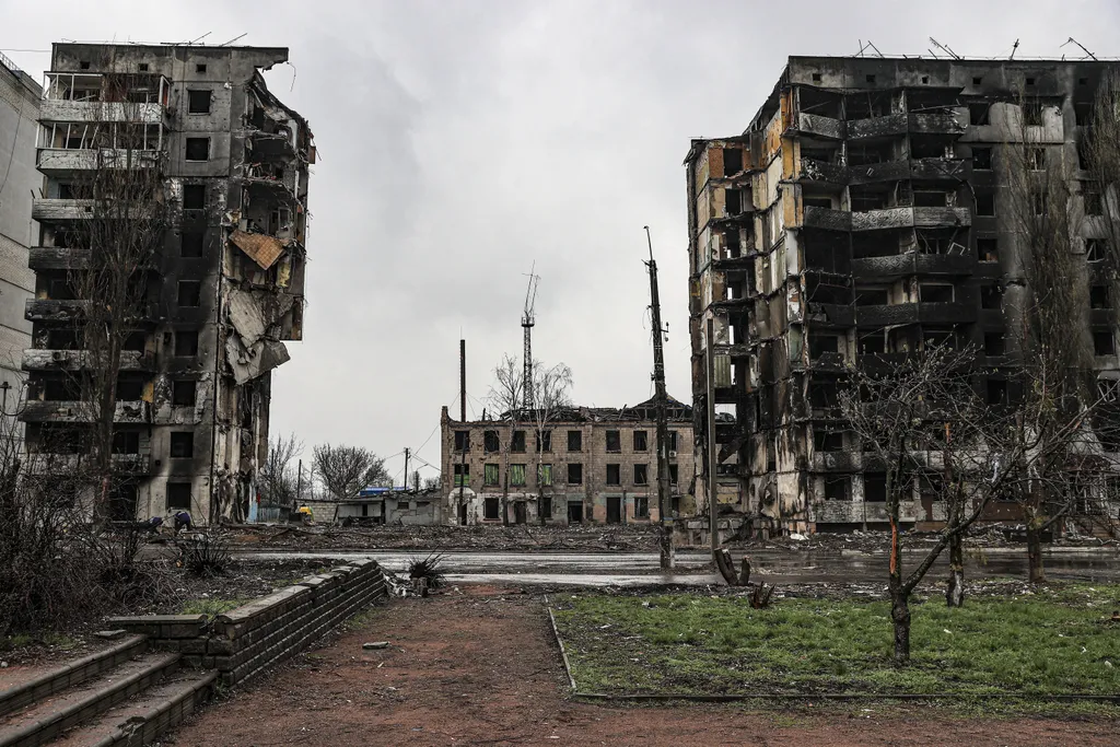 Ukrán válság 2022, orosz, ukrán, háború, Ukrajna, Borodjanka, romos épületek 
