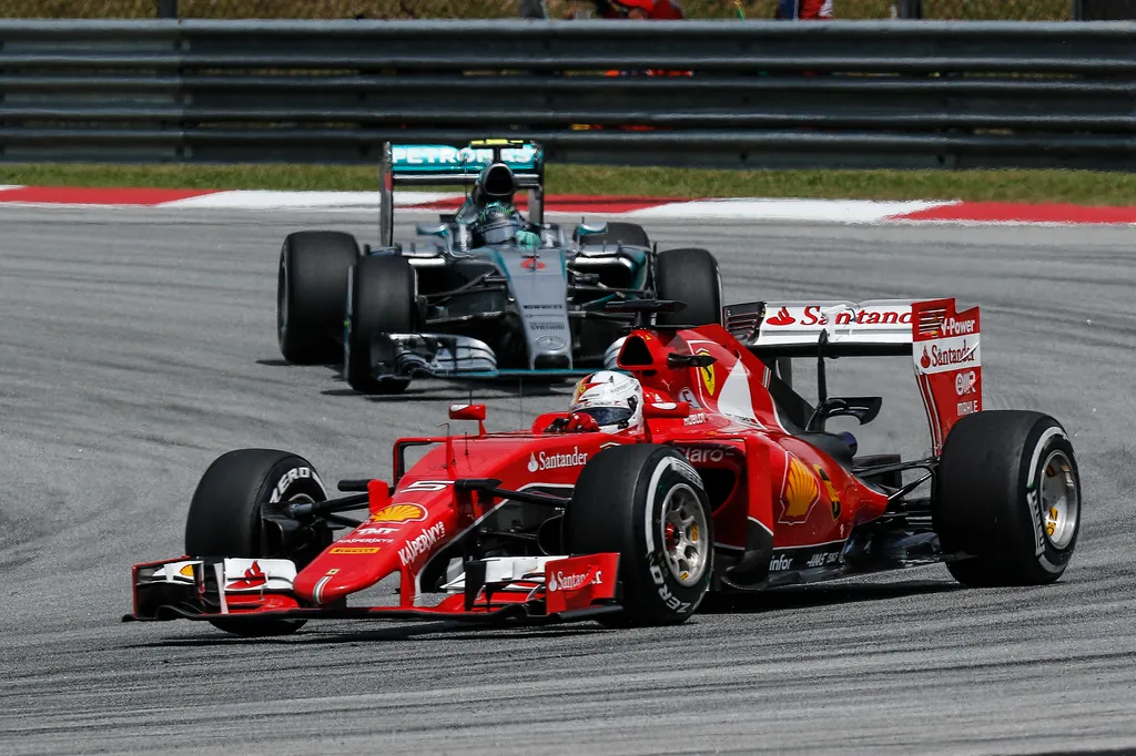 Forma-1, Sebastian Vettel, Scuderia Ferrari,Malajziai Nagydíj, 2015, Nico Rosberg, Mercedes 