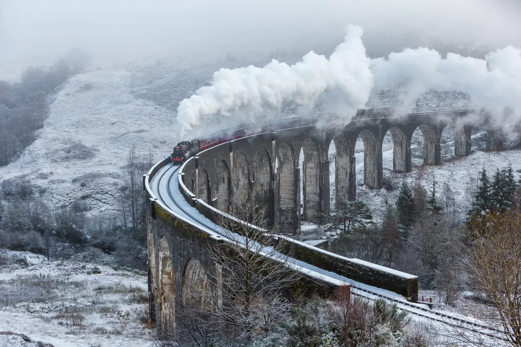 A Harry Potter-filmek miatt vált ismertté ez az egyedülálló skót viadukt, Glenfinnan Viaduct, galéria, 2023 