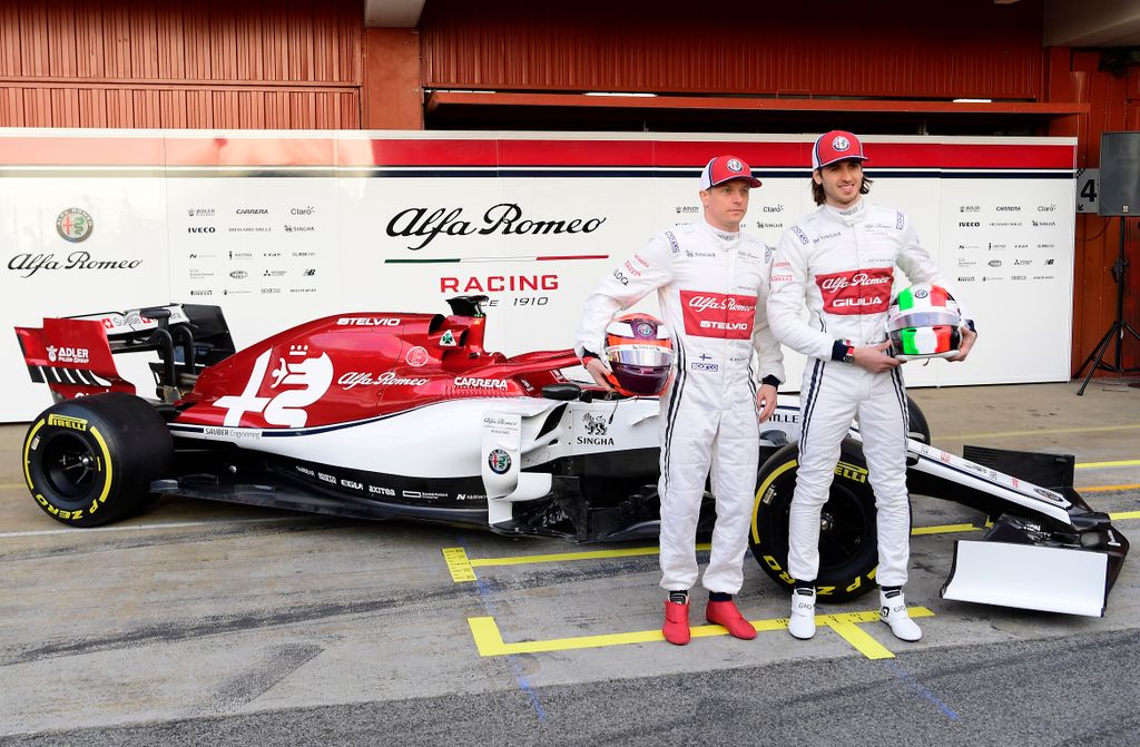 Forma-1, teszt, Barcelona, Alfa Romeo Racing C38, Kimi Räikkönen, Antonio Giovinazzi 
