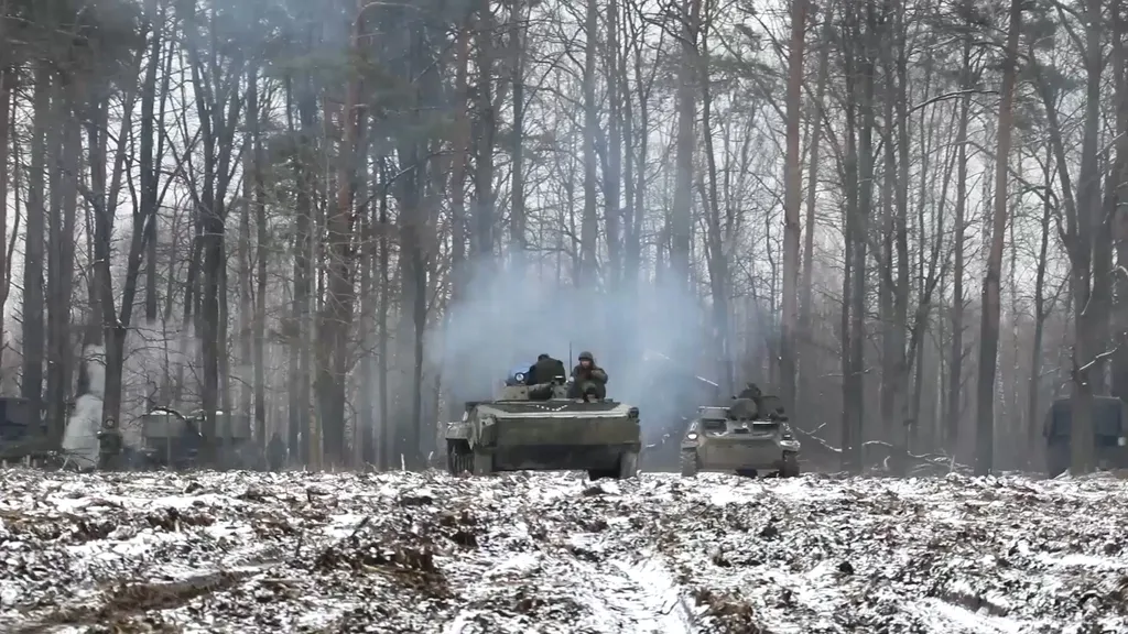 orosz-ukrán válság háború 2022. katona, jármű, harc, harckocsi,orosz páncélozott jármű, Kijev  Ukraine Russia Military Operation Horizontal 