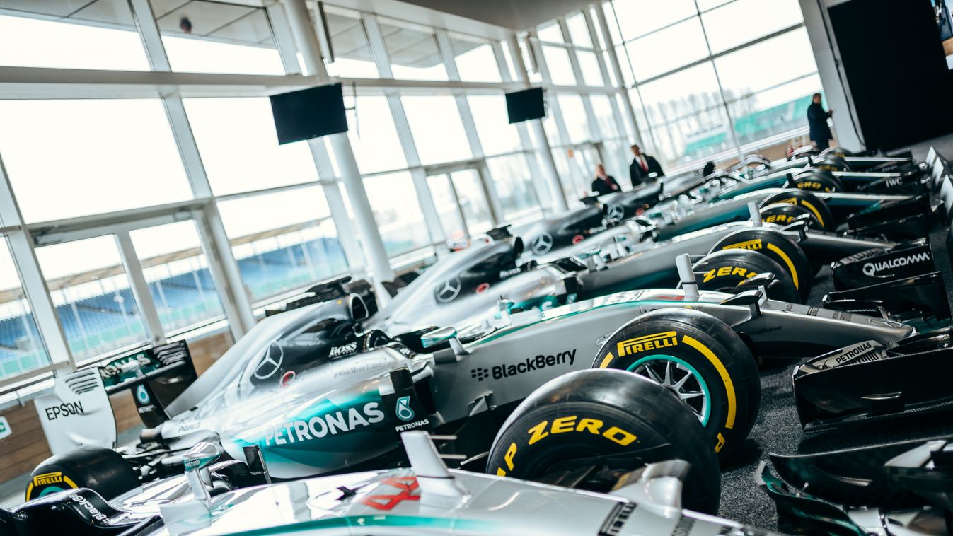 Mercedes-Benz Classic Insight: 125 years of Motorsport, Silverstone, Day 1 - Sebastian Kawka 2019 Chinese Grand Prix - Preview 2019 Chinese Grand Prix 2019 Press Releases HOLDING Motorsport MMM Silverstone Circuit 2019 Internal Assets 2019 Events 2019 Mer