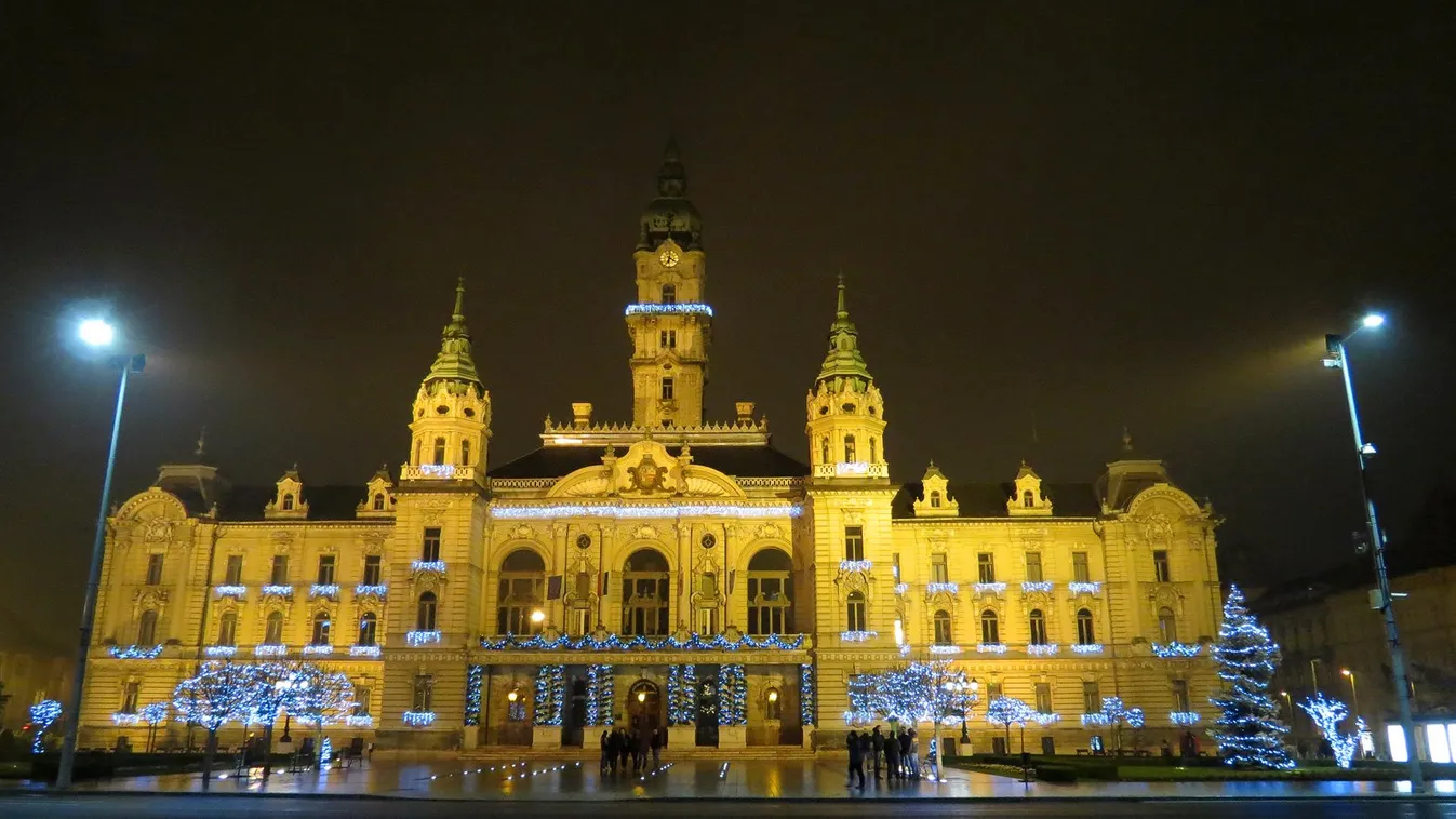 Győr, belváros, városháza, karácson, ünnepi világítás 