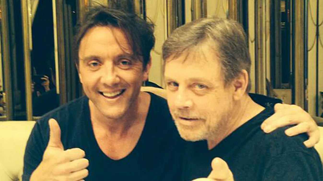 Peter Serafinowicz és Mrk Hamill 